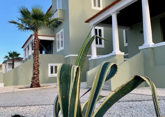 Refugio Dourado Villa Torreira